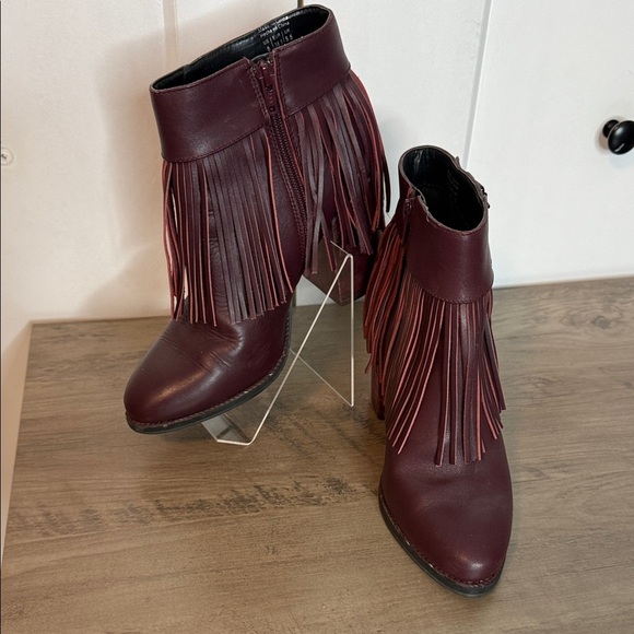 Aldo Thalía Burgundy Fringe Ankle Boots - Boho western - 8 - Picture 2 of 8